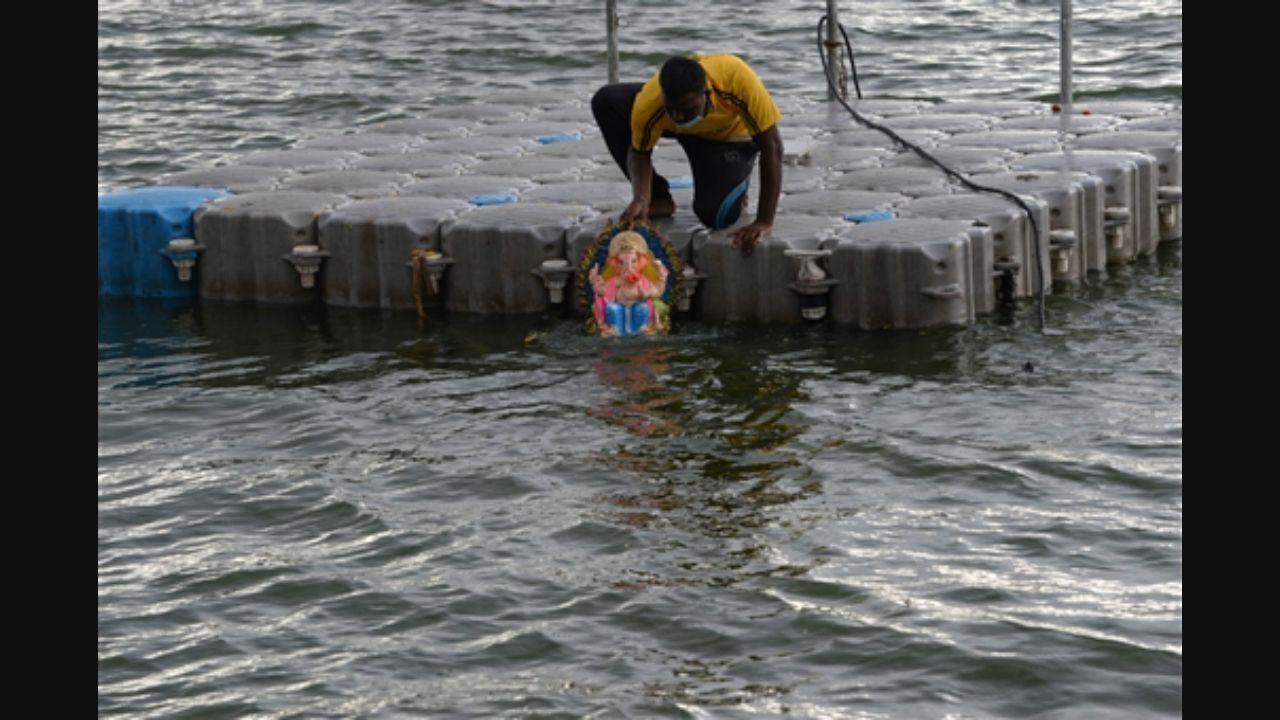 <p>Mumbai police has also beefed up security across the city due to recent arrests of terror aspects. Pic/AFP</p>